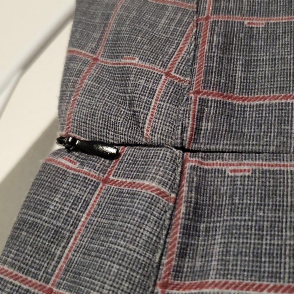 ALTON GRAY DRESS - Picture 7 of 10
